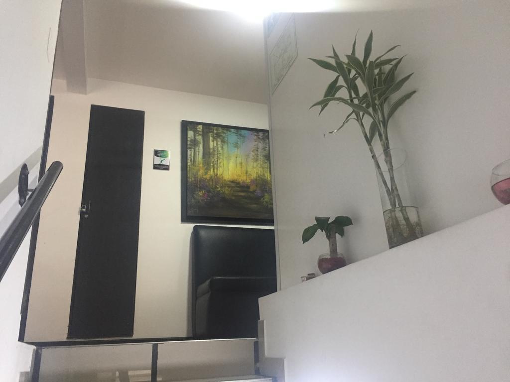 Hotel Aj Ferial Bogotá Exteriör bild