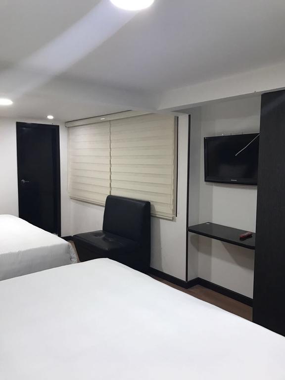 Hotel Aj Ferial Bogotá Exteriör bild
